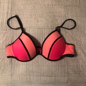 Victoria’s Secret bikini top
